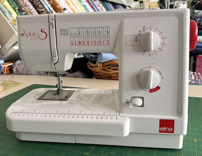 elna explore320S